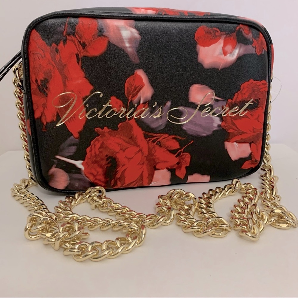 Victoria’s Secret crossbody camera bag